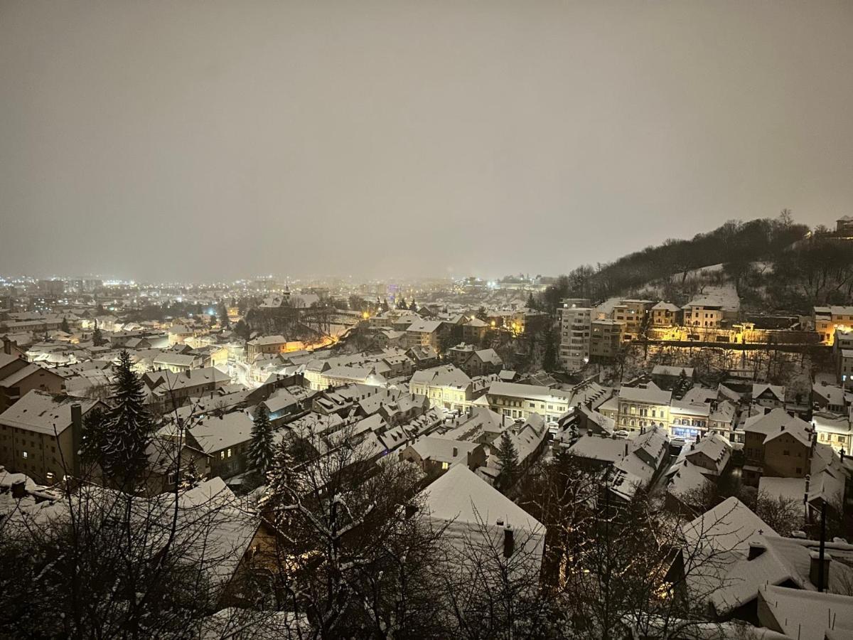 Grand View *